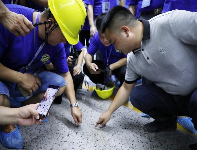 Главные преимущества пола техника Joaboa водного твердея систему